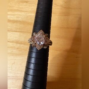 YGI Sterling Silver Flower Halo Ring 925 Simulated Diamond Statement